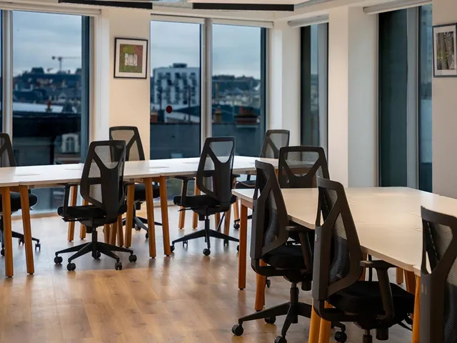 Bureau privé 4 postes à louer - Rennes (Raoul Dautry)
